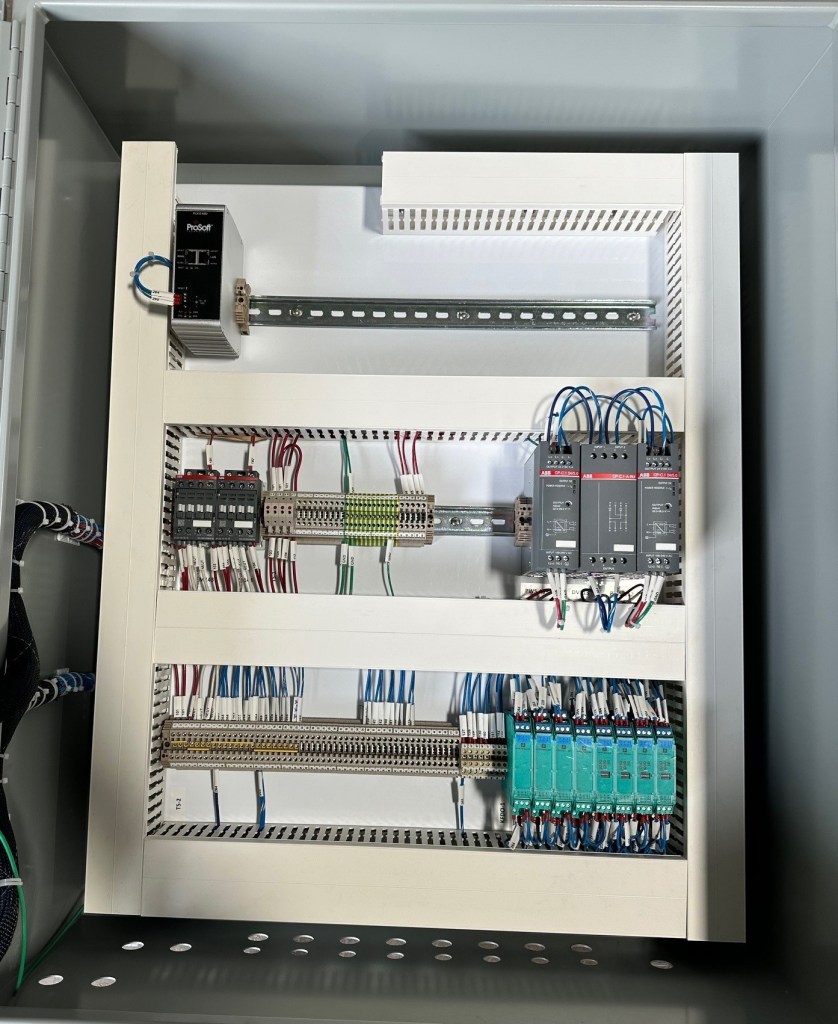 Panel Shop – M & M Coastal Manufacturing